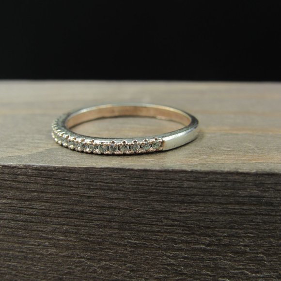 Size 6.5 Silver & Copper Tone Thin CZ Stone Band Ring Vintage - Picture 2 of 7